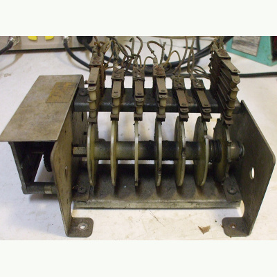 art_40_moteur_williams_7_cames_face